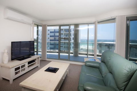 Sails Apartments - New Castle Holiday 18