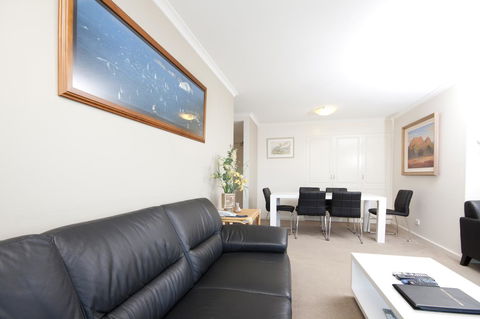 Sails Apartments - New Castle Holiday 14