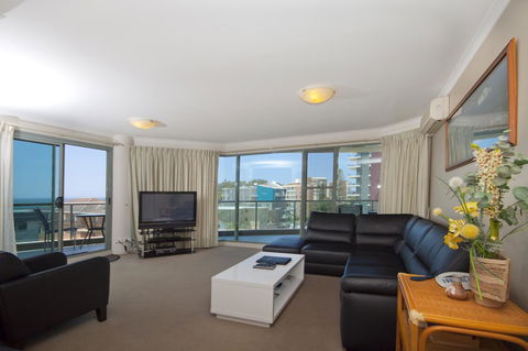 Sails Apartments - New Castle Holiday 16