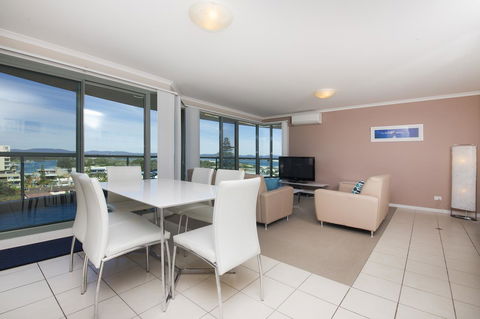 Sails Apartments - New Castle Holiday 4