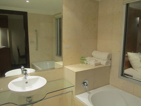 Best Western Plus Goulburn - New Castle Holiday 32