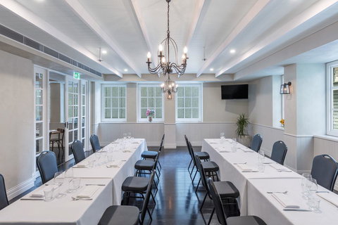 Rydges Australia Square, Formerly Tank Stream Hotel - New Castle Holiday 6