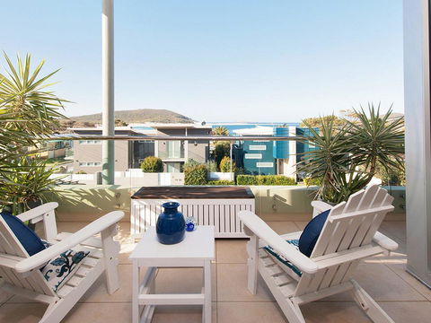 Blue View @ Fingal Bay - New Castle Holiday 6
