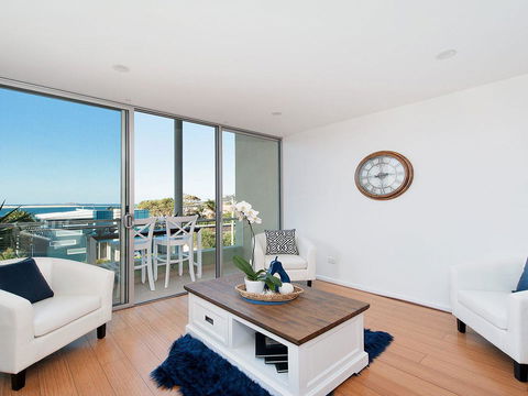 Blue View @ Fingal Bay - New Castle Holiday 5