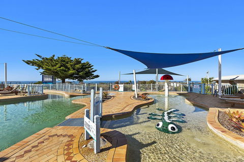Blue Lagoon Beach Resort - New Castle Holiday 7