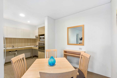 Quality Suites Pioneer Sands - New Castle Holiday 14