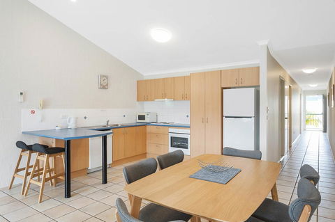 Sails Luxury Apartments Merimbula - New Castle Holiday 38