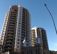 Fiori Apartments - New Castle Holiday