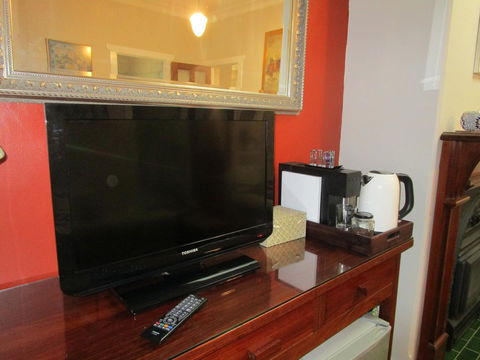 Boot Makers Cottage - New Castle Holiday 4