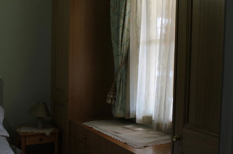 Boot Makers Cottage - New Castle Holiday 12