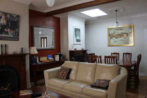 Boot Makers Cottage - New Castle Holiday 8