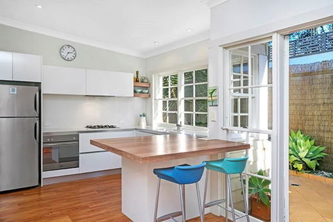 Holiday Home Fairy Bower Road Manly FAB05 - New Castle Holiday 3