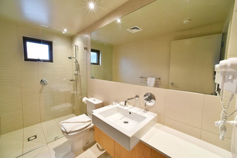 Snowstream 4 - New Castle Holiday 8