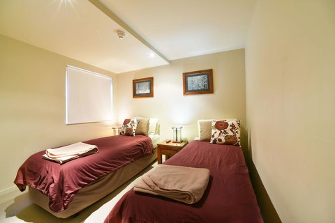 Snowstream 4 - New Castle Holiday 1