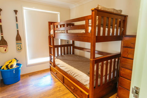 Sunbaker Pet Friendly Awards Finalist 4 Mins Walk To Culburra Beach - New Castle Holiday 21