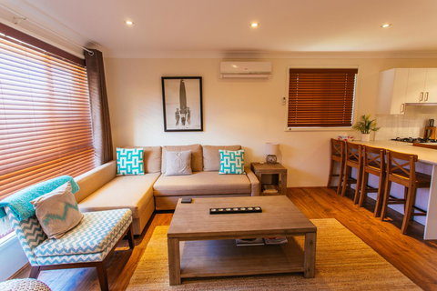 Sunbaker Pet Friendly Awards Finalist 4 Mins Walk To Culburra Beach - New Castle Holiday 6