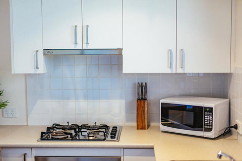 Sunbaker Pet Friendly Awards Finalist 4 Mins Walk To Culburra Beach - New Castle Holiday 16