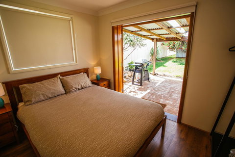 Sunbaker Pet Friendly Awards Finalist 4 Mins Walk To Culburra Beach - New Castle Holiday 20