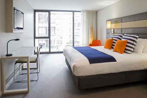 Novotel Newcastle Beach - New Castle Holiday 9