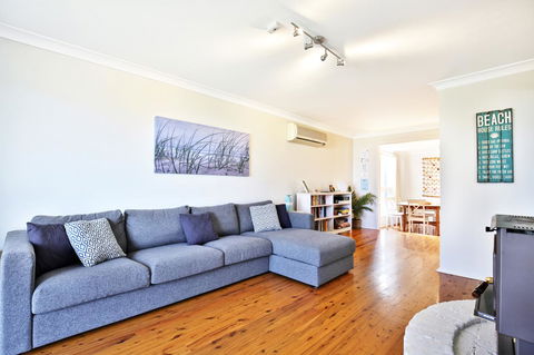 Hayes Beach House I Award Winner I 4 Mins To Beach - New Castle Holiday 9