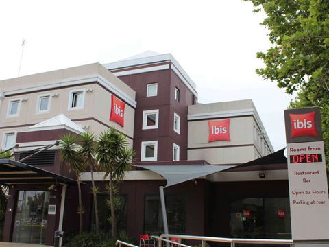 Ibis Newcastle - New Castle Holiday 0