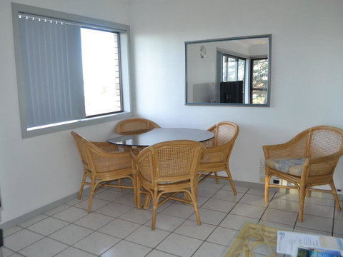 Oxley 8 At Tuncurry - New Castle Holiday 2