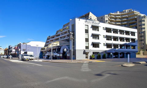 Manly Paradise Motel & Apartments - New Castle Holiday 0