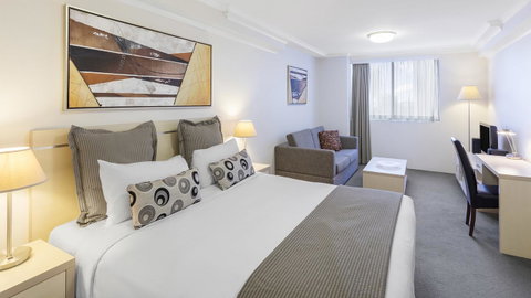 Oaks Sydney Castlereagh Suites - New Castle Holiday 6