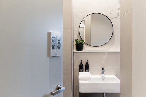 The Baxley Bondi - New Castle Holiday 38