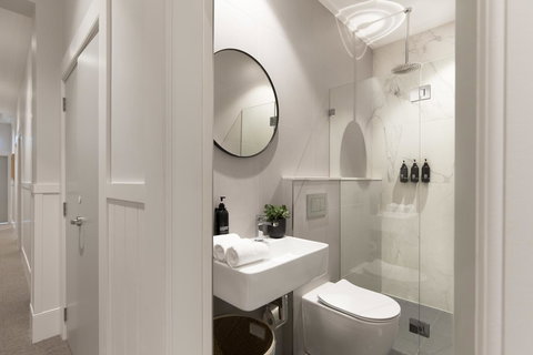 The Baxley Bondi - New Castle Holiday 24