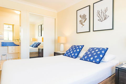 The Observatory Self Contained Apartments - New Castle Holiday 12