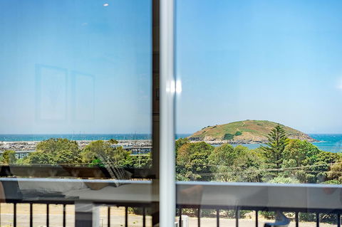 The Observatory Self Contained Apartments - New Castle Holiday 2