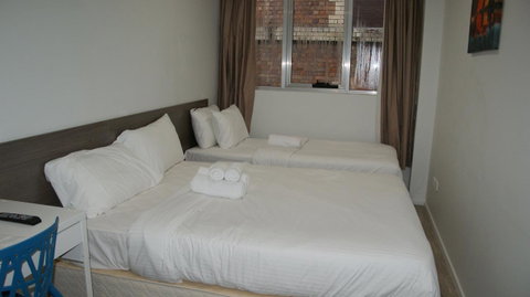Dixon Residences - New Castle Holiday 8