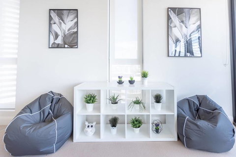 Two Bedders Apartment With Stunning Water View - New Castle Holiday 6