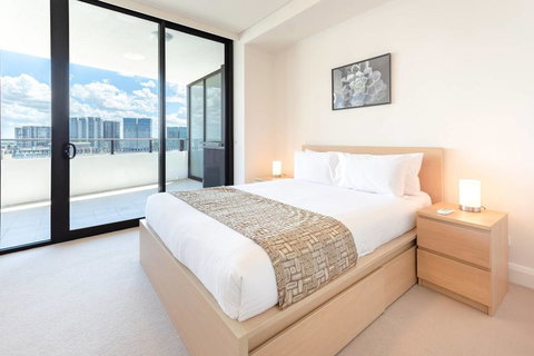 Two Bedders Apartment With Stunning Water View - New Castle Holiday 2