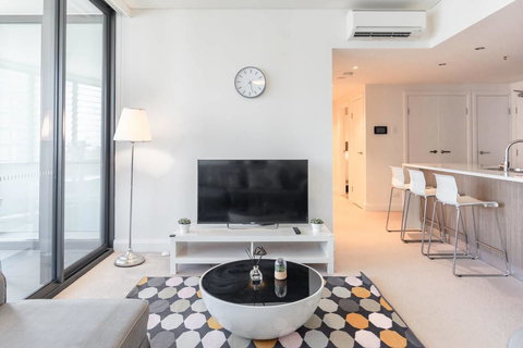 Two Bedders Apartment With Stunning Water View - New Castle Holiday 5