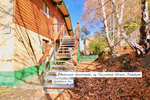 Full Circle Apartments - New Castle Holiday 30