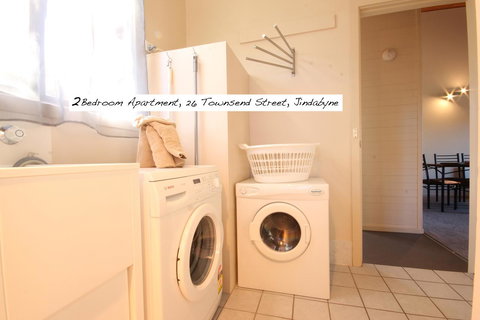 Full Circle Apartments - New Castle Holiday 29