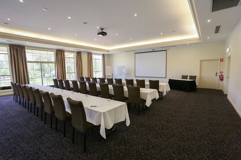 Best Western Plus Hovell Tree Inn - New Castle Holiday 17