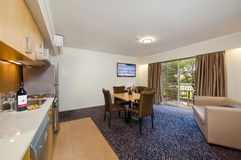 Best Western Plus Hovell Tree Inn - New Castle Holiday 33