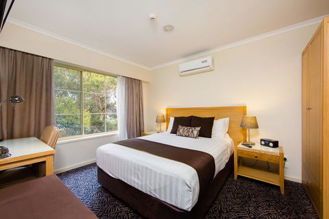 Best Western Plus Hovell Tree Inn - New Castle Holiday 18