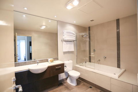 Best Western Plus Hovell Tree Inn - New Castle Holiday 21