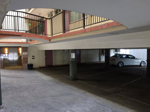 Edgecliff Lodge Motel - New Castle Holiday 19