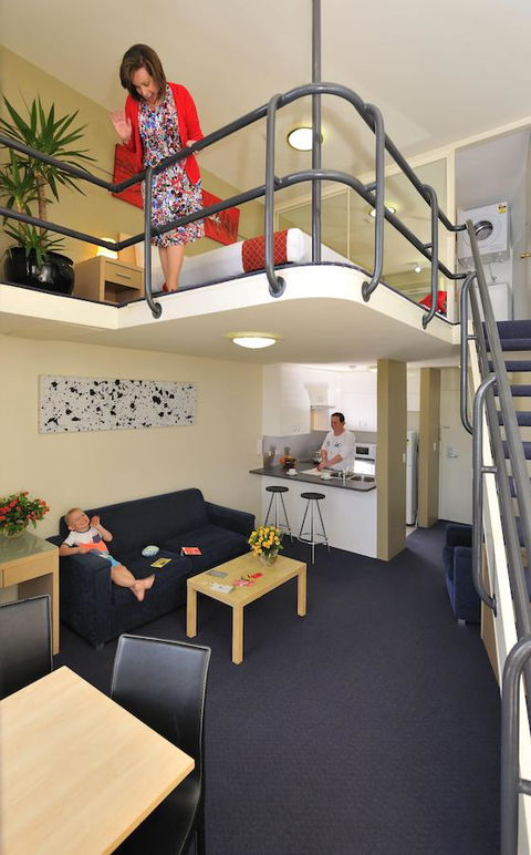 Metro Apartments On Darling Harbour - New Castle Holiday 3