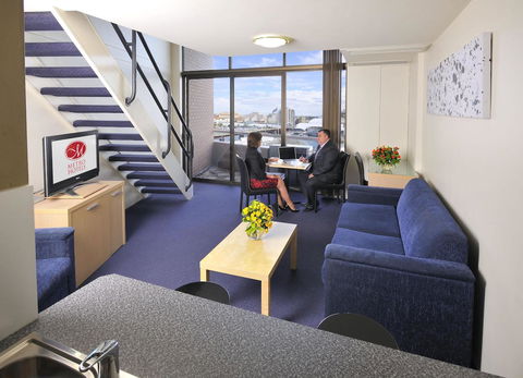 Metro Apartments On Darling Harbour - New Castle Holiday 6