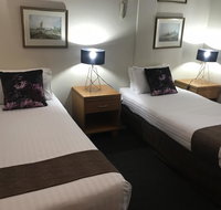 Mariners Court Hotel - New Castle Holiday