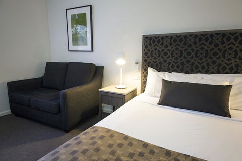 Mercure Albury - New Castle Holiday 1