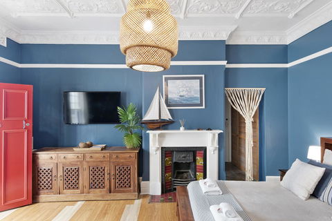 Designer Studios Manly - New Castle Holiday 7