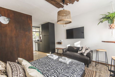 Designer Studios Manly - New Castle Holiday 28
