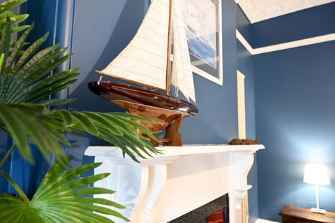 Designer Studios Manly - New Castle Holiday 16
